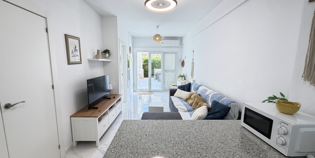 Resale - Apartment / flat -
Orihuela Costa - La Zenia