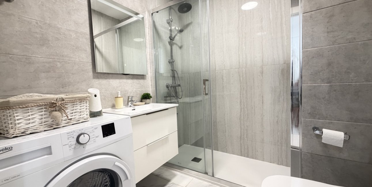Resale - Apartment / flat -
Orihuela Costa - La Zenia