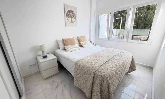 Resale - Apartment / flat -
Orihuela Costa - La Zenia