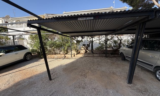 Resale - Apartment / flat -
Orihuela Costa - La Zenia