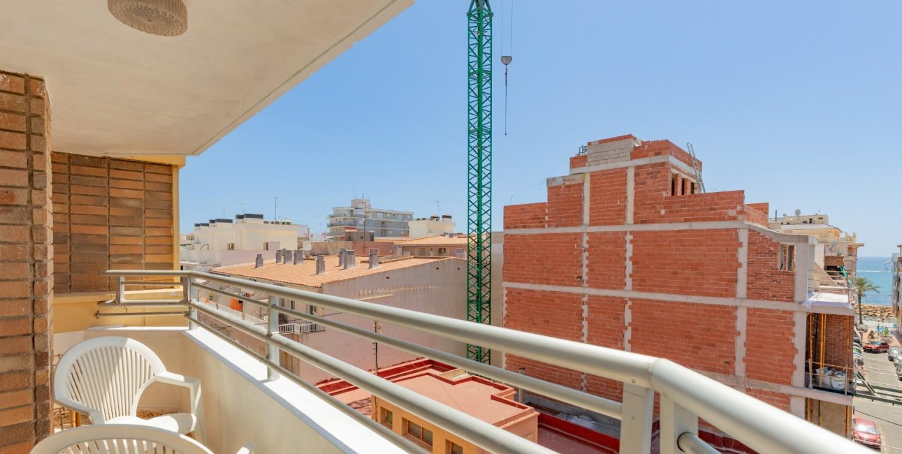 Rynek wtórny - Mieszkanie  -
Torrevieja - Playa del Cura