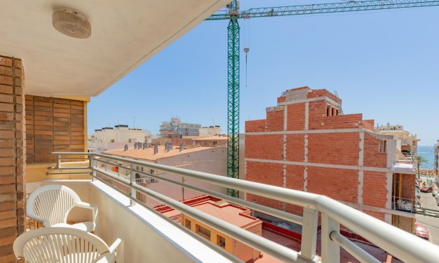 Rynek wtórny - Mieszkanie  -
Torrevieja - Playa del Cura