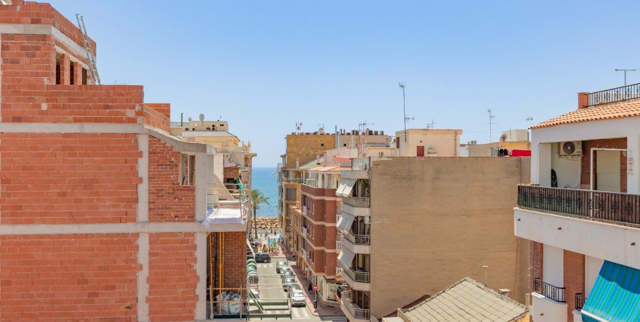 Rynek wtórny - Mieszkanie  -
Torrevieja - Playa del Cura