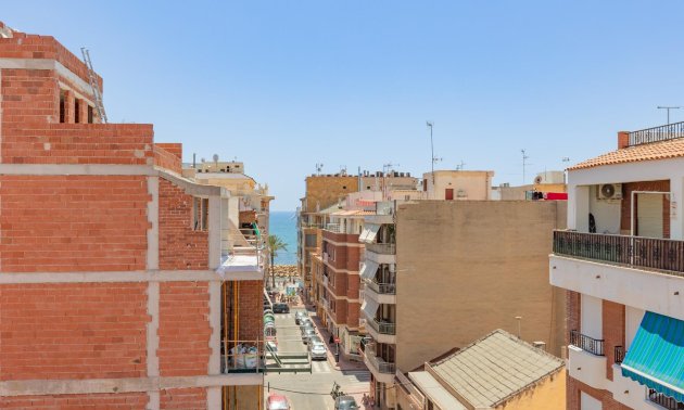 Rynek wtórny - Mieszkanie  -
Torrevieja - Playa del Cura