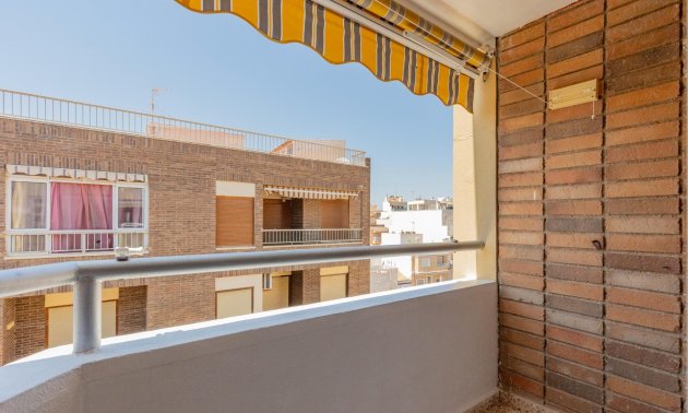 Rynek wtórny - Mieszkanie  -
Torrevieja - Playa del Cura