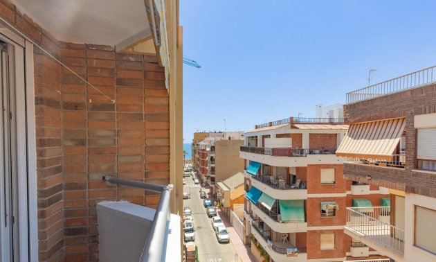 Rynek wtórny - Mieszkanie  -
Torrevieja - Playa del Cura
