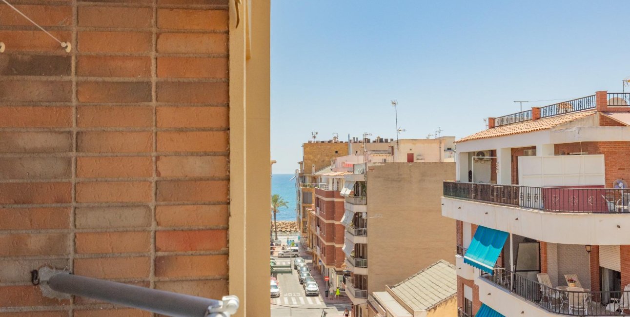 Rynek wtórny - Mieszkanie  -
Torrevieja - Playa del Cura