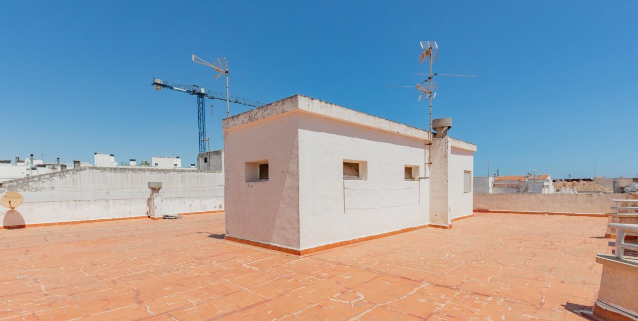 Rynek wtórny - Mieszkanie  -
Torrevieja - Playa del Cura