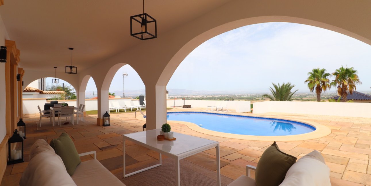Resale - Villa -
Algorfa - Lomas de La Juliana
