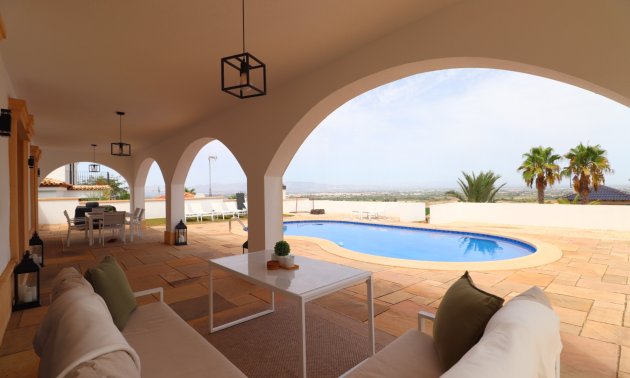 Resale - Villa -
Algorfa - Lomas de La Juliana