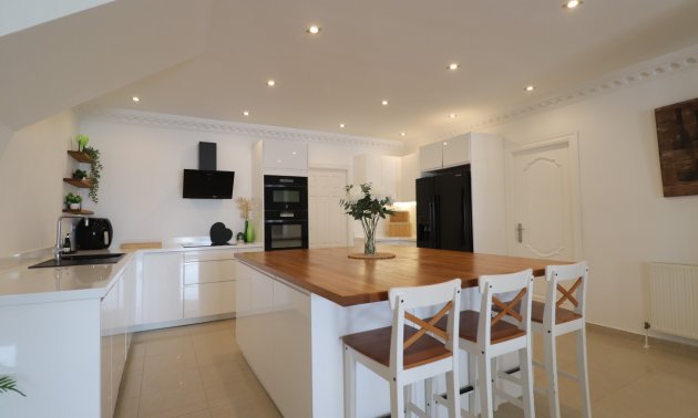 Resale - Villa -
Algorfa - Lomas de La Juliana