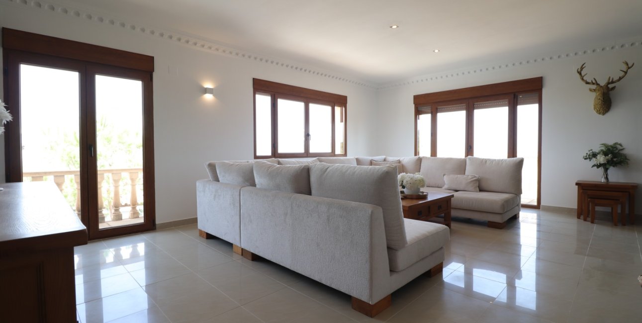 Resale - Villa -
Algorfa - Lomas de La Juliana