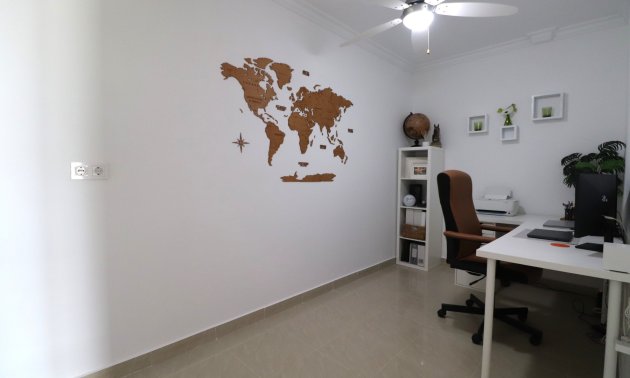 Resale - Villa -
Algorfa - Lomas de La Juliana