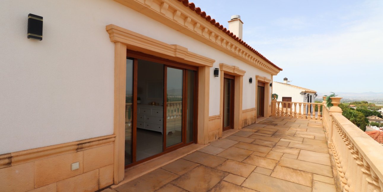 Resale - Villa -
Algorfa - Lomas de La Juliana