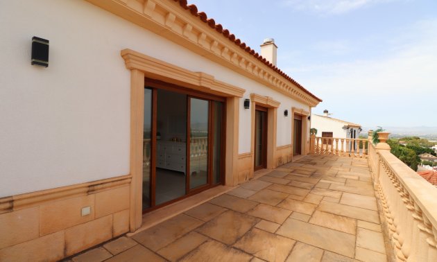 Resale - Villa -
Algorfa - Lomas de La Juliana