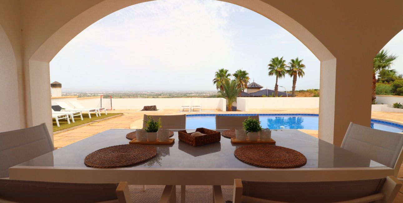 Resale - Villa -
Algorfa - Lomas de La Juliana