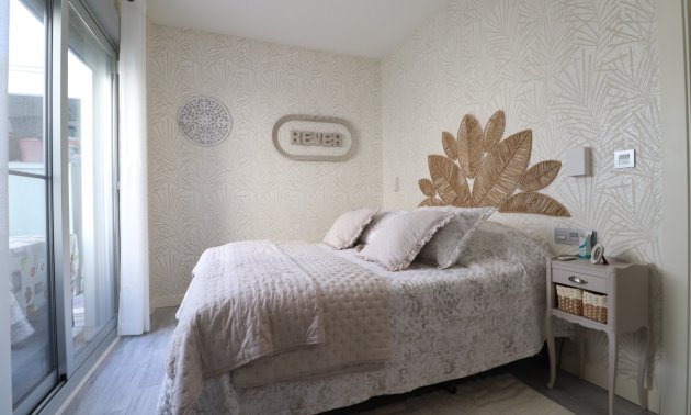 Resale - Townhouse -
Daya Vieja - Daya Vieja - Town