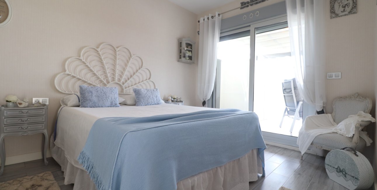 Resale - Townhouse -
Daya Vieja - Daya Vieja - Town