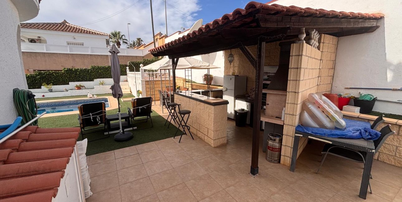Resale - Villa -
Ciudad Quesada - La Marquesa