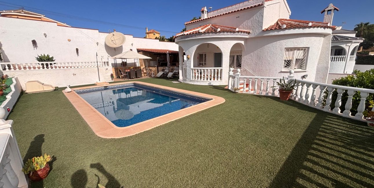 Resale - Villa -
Ciudad Quesada - La Marquesa