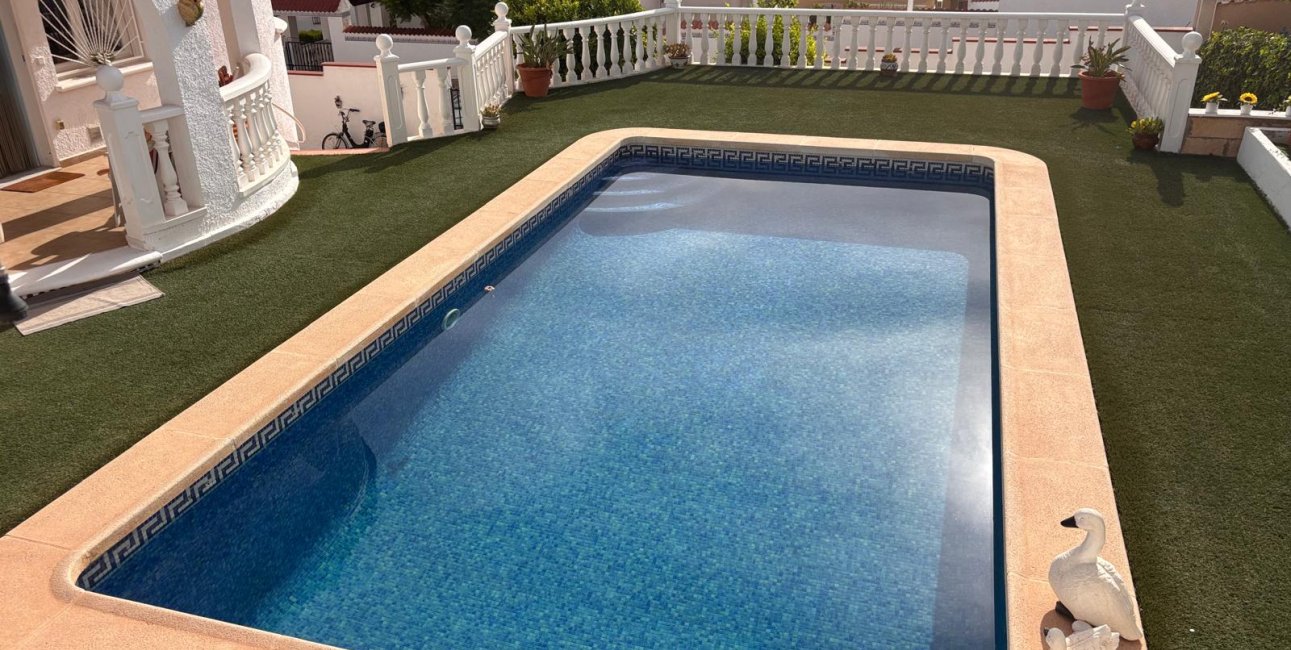 Resale - Villa -
Ciudad Quesada - La Marquesa