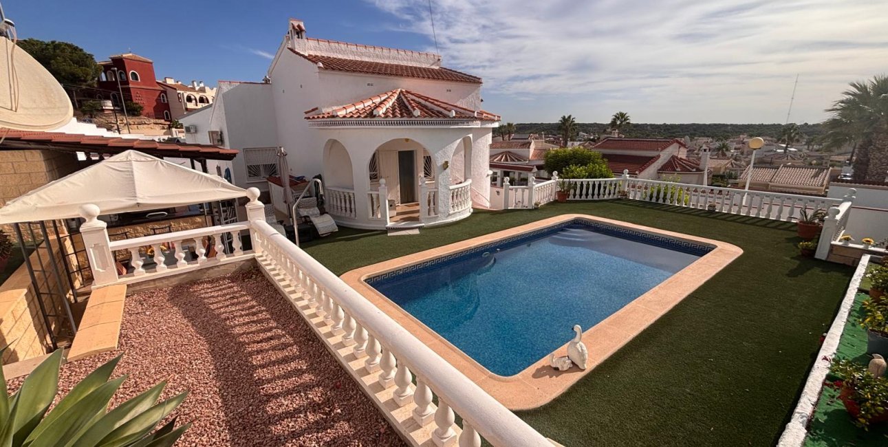 Resale - Villa -
Ciudad Quesada - La Marquesa