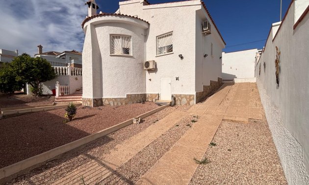 Resale - Villa -
Ciudad Quesada - La Marquesa