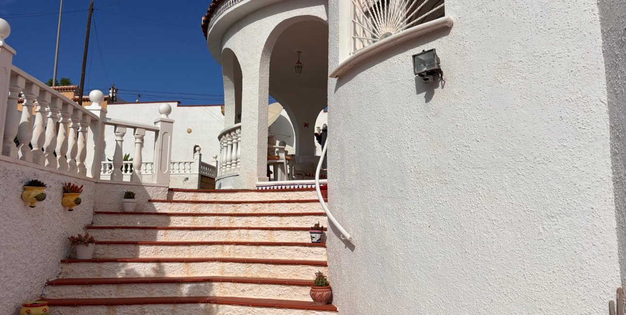 Resale - Villa -
Ciudad Quesada - La Marquesa