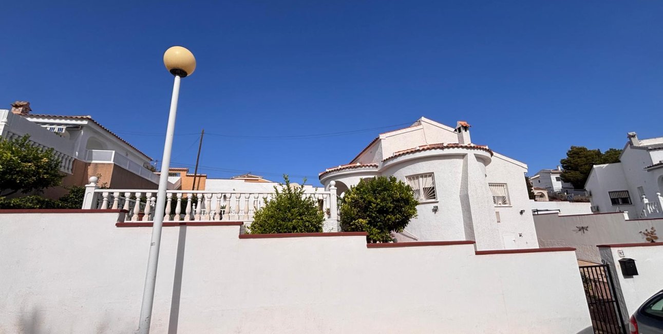 Resale - Villa -
Ciudad Quesada - La Marquesa