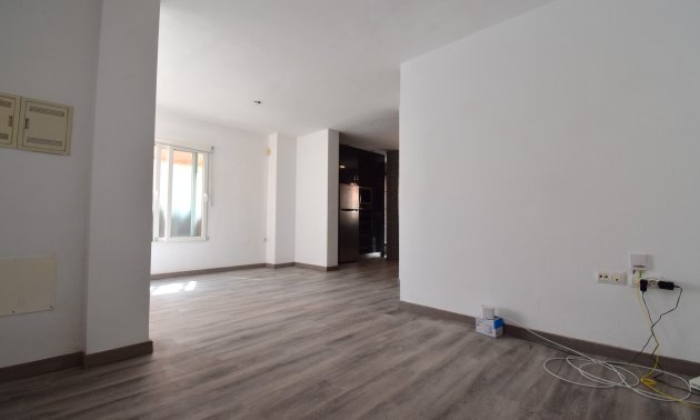 Resale - Villa -
Orihuela Costa - Playa Flamenca