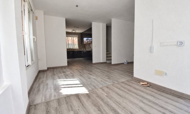 Resale - Villa -
Orihuela Costa - Playa Flamenca