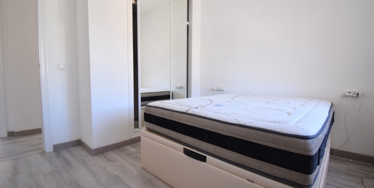 Resale - Villa -
Orihuela Costa - Playa Flamenca
