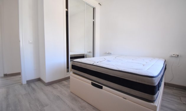 Resale - Villa -
Orihuela Costa - Playa Flamenca