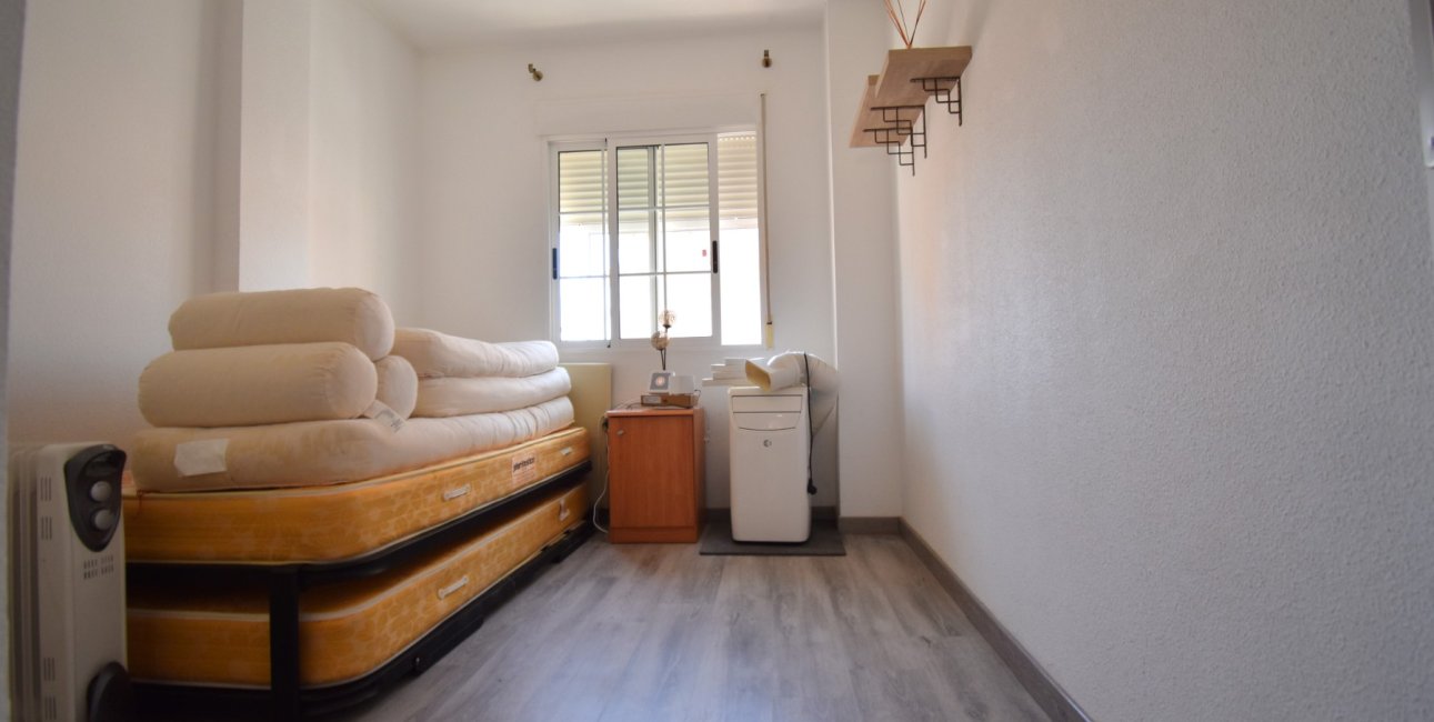 Resale - Villa -
Orihuela Costa - Playa Flamenca