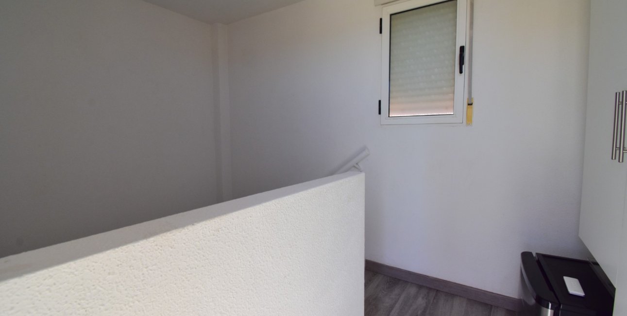 Resale - Villa -
Orihuela Costa - Playa Flamenca