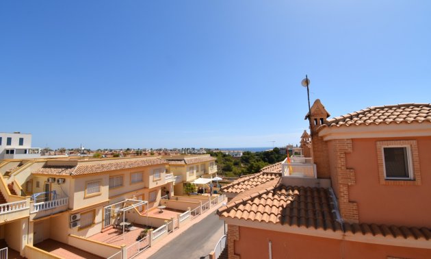 Resale - Villa -
Orihuela Costa - Playa Flamenca