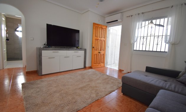 Resale - Townhouse -
Orihuela Costa - Playa Flamenca