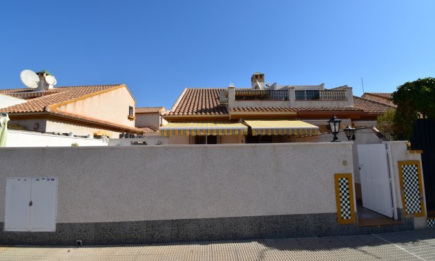Rynek wtórny - Dom Szeregowy -
Orihuela Costa - La Zenia