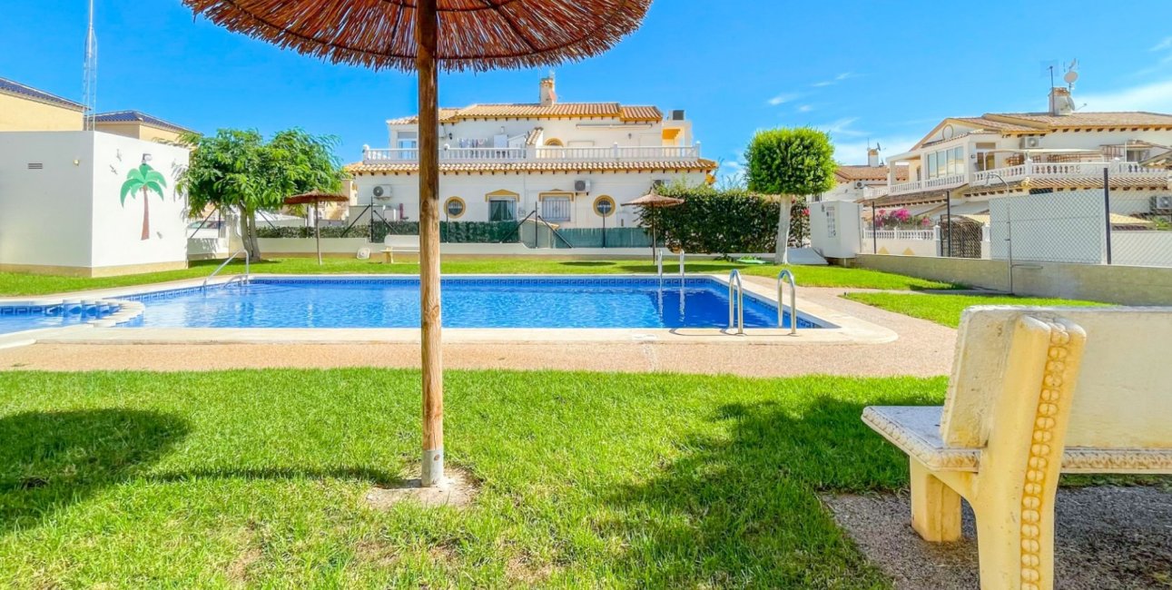 Resale - Townhouse -
Orihuela Costa - Los Altos