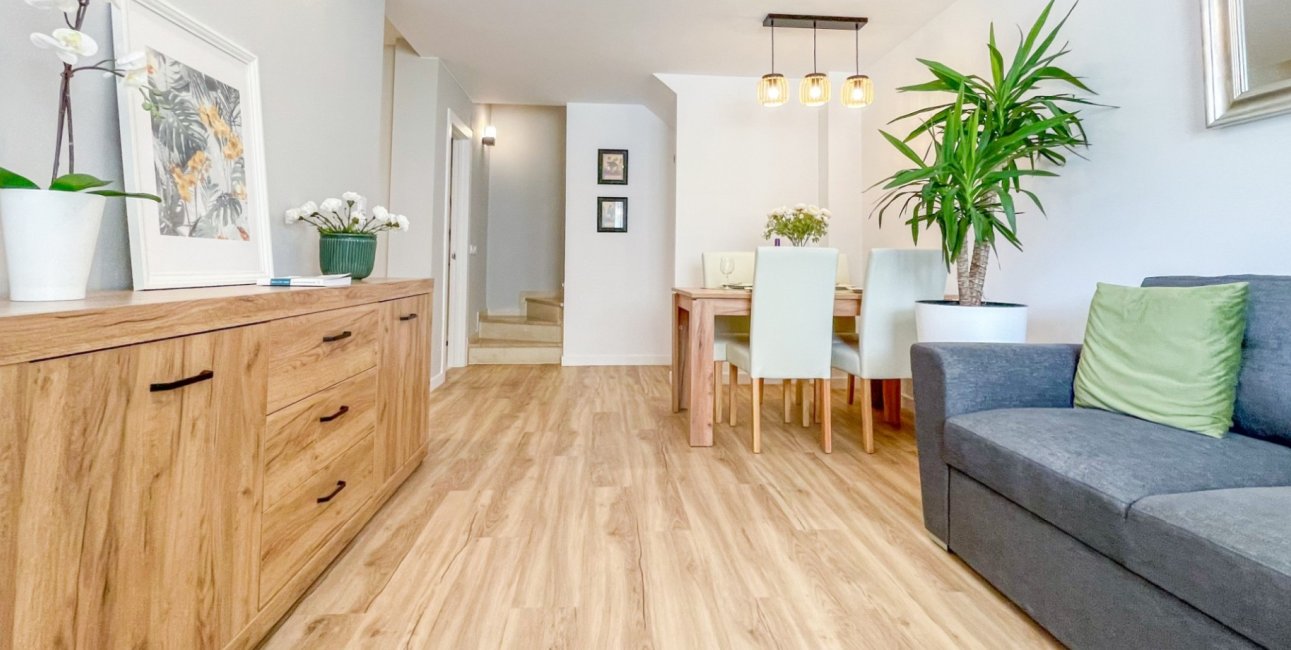 Resale - Townhouse -
Orihuela Costa - Los Altos