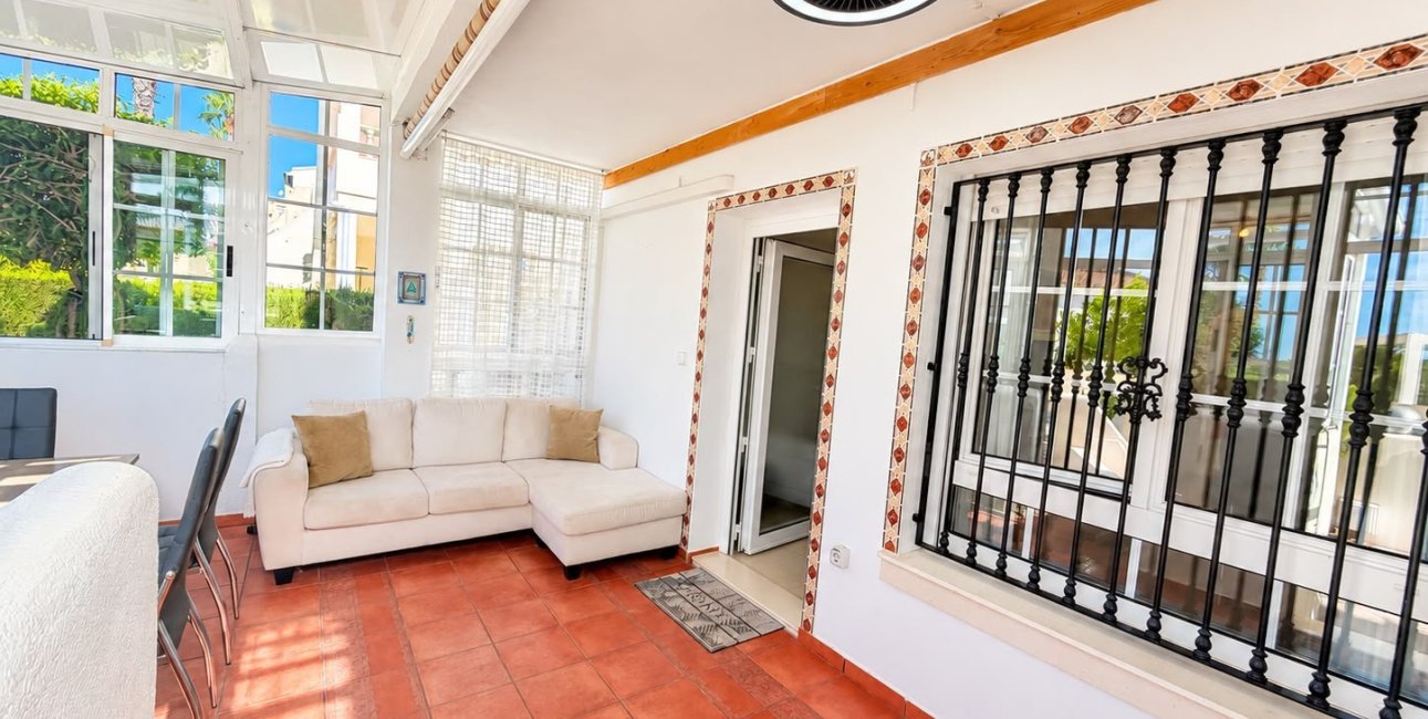Resale - Apartment / flat -
Orihuela Costa - Las Ramblas