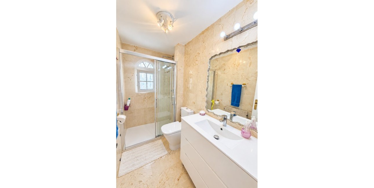 Resale - Apartment / flat -
Orihuela Costa - Las Ramblas