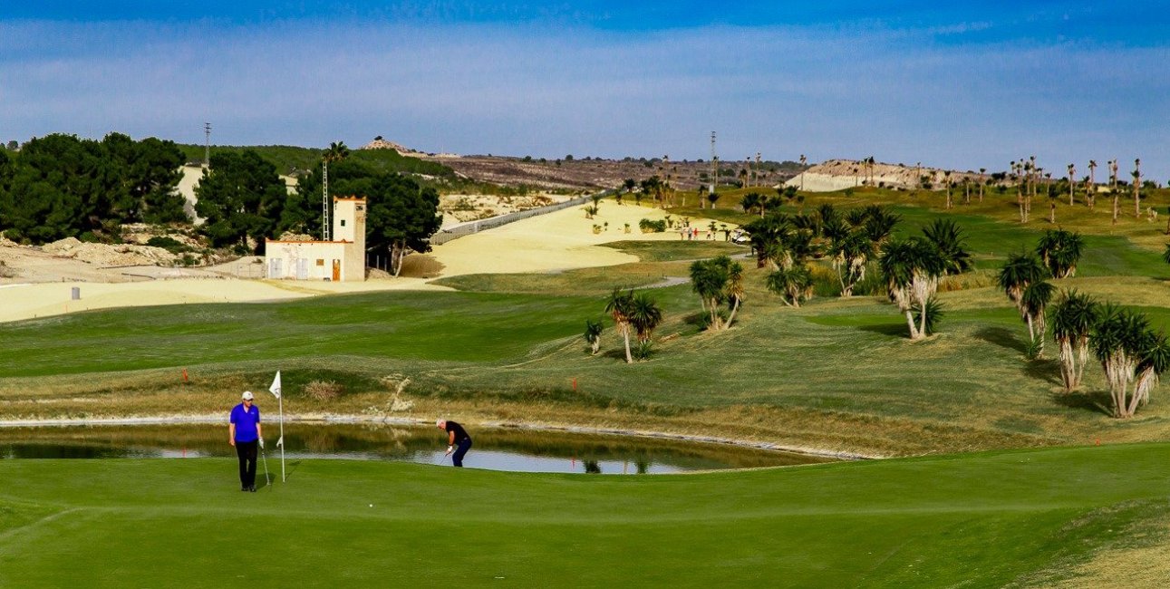 Obra nueva - Bungalow -
Orihuela - Vistabella Golf