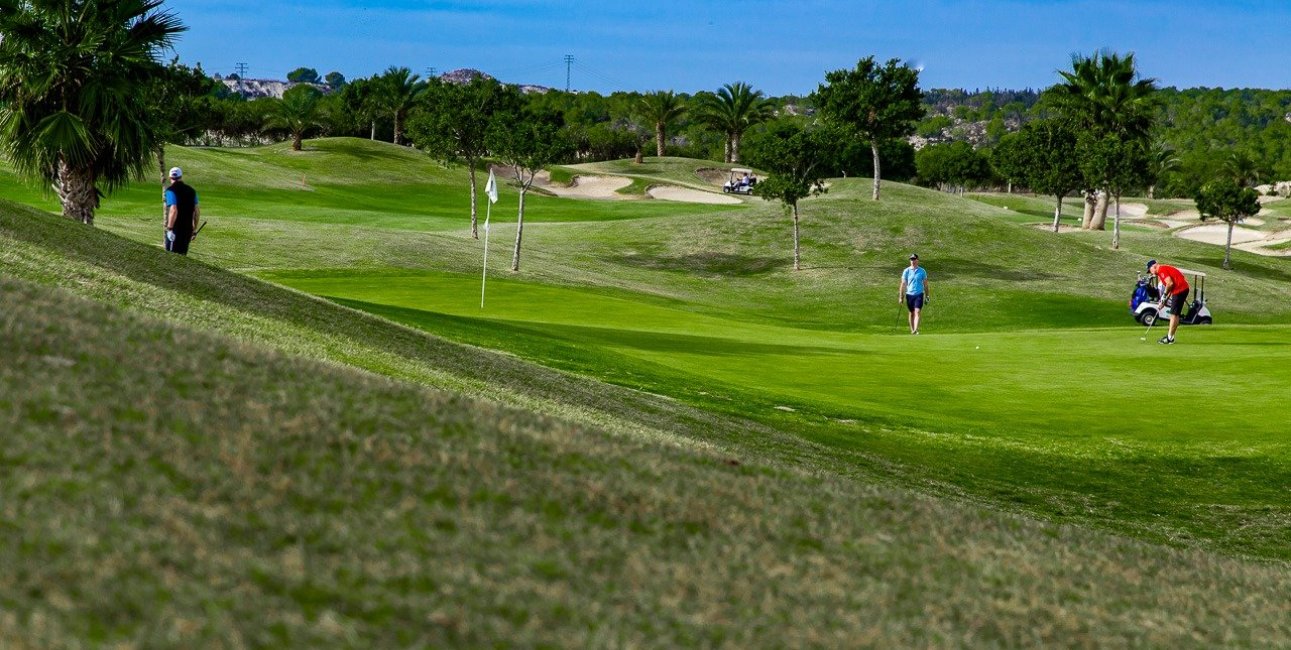 Obra nueva - Bungalow -
Orihuela - Vistabella Golf