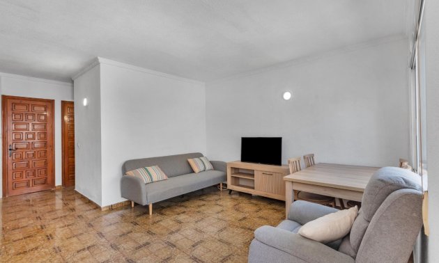 Resale - Bungalow -
Torrevieja - Torre del moro