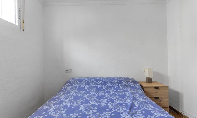 Resale - Bungalow -
Torrevieja - Torre del moro