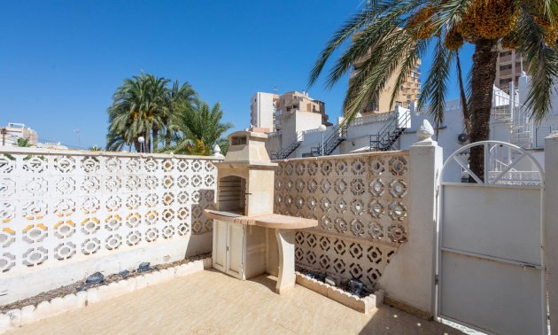 Resale - Bungalow -
Torrevieja - Torre del moro