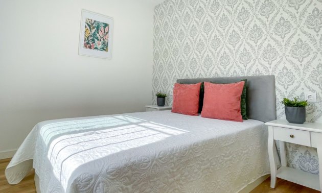 Resale - Townhouse -
Orihuela Costa - Los Altos
