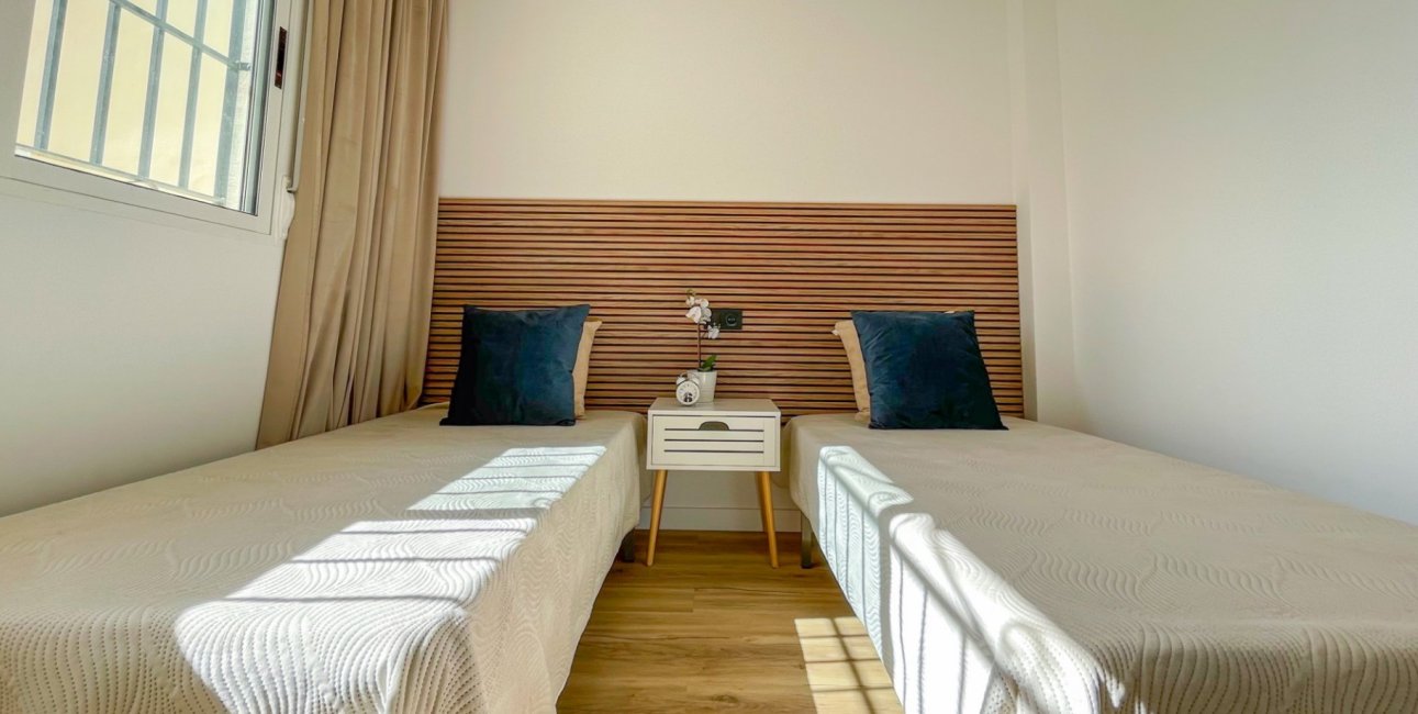 Resale - Townhouse -
Orihuela Costa - Los Altos