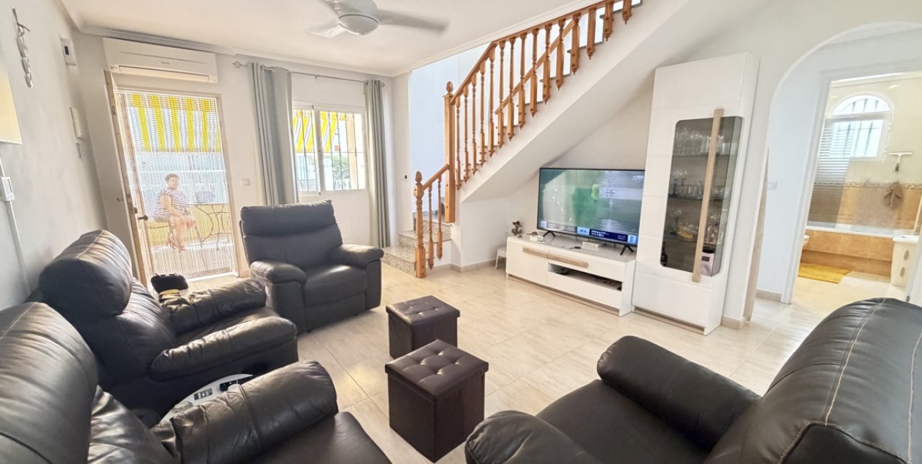 Reventa - Adosado -
Orihuela Costa - Villamartin